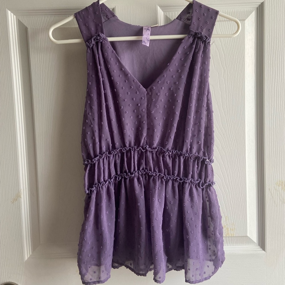 CUTEST PURPLE FLOWY TOP